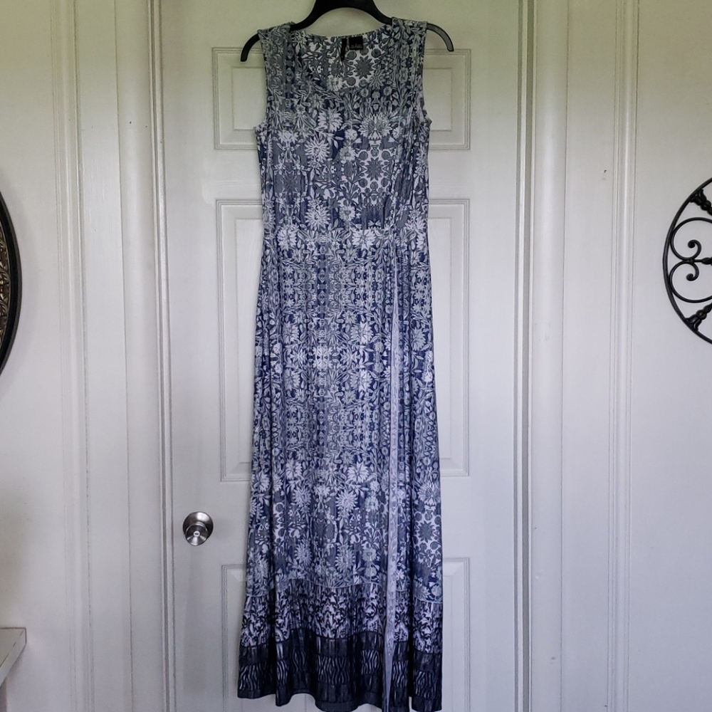 New Directions Sleeveless Maxi Dress Size Small